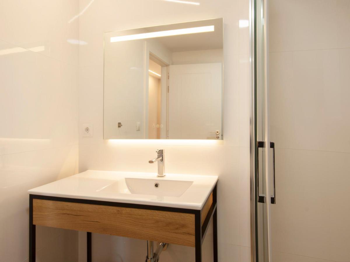Apartamentos Reina Victoria Santander Exterior foto